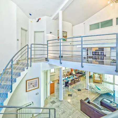 Villa Mar Lela Villa *